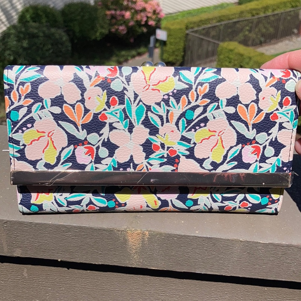 NWT A New  Day wallet/clutch
